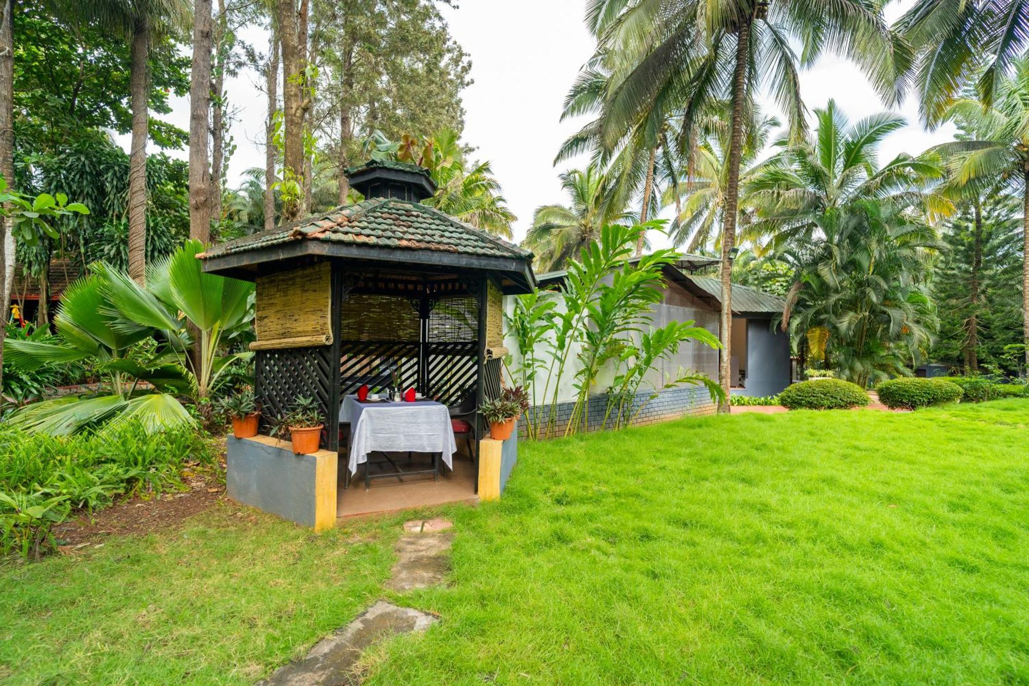 Parampara Resort & Spa, Coorg Kushālnagar Eksteriør billede