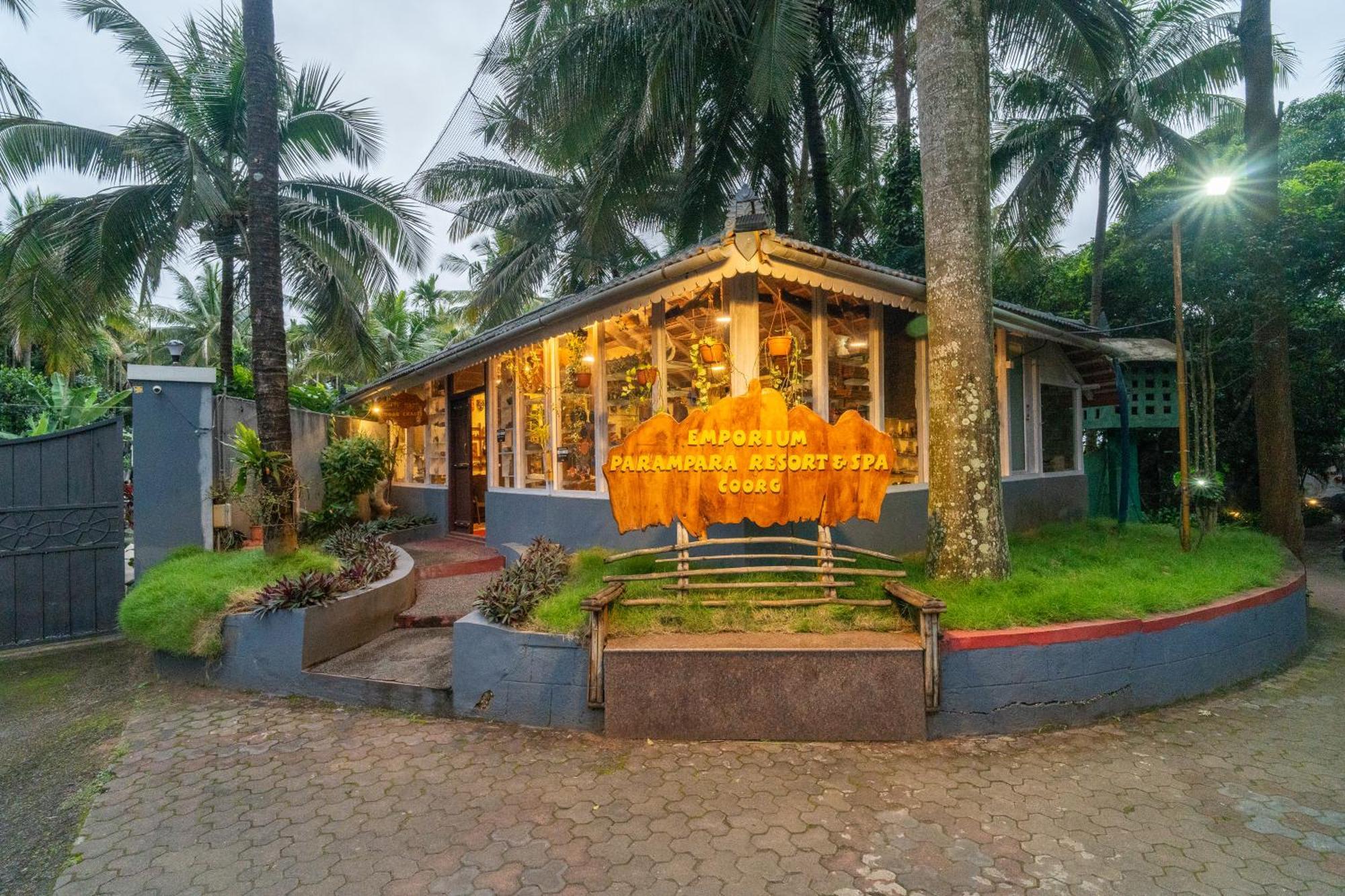 Parampara Resort & Spa, Coorg Kushālnagar Eksteriør billede